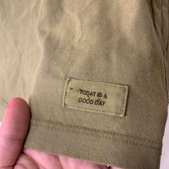 Life Is Good Bee Crop Top - Picture 3 of 5